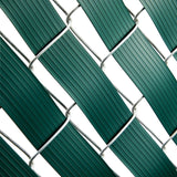 Listones de cerca de alambre de cadena, rollo de cinta para cubrir pantallas de privacidad con sujetadores de latón, diseño de panel tejido para el hogar, la escuela, el negocio, los estadios (1,8 pulgadas x 246 pies, verde)